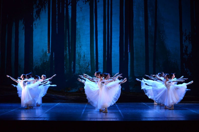 Balletto di Maribor in &quot;Giselle&quot;, coreografia Rafael Avnikjan da Jean Coralli, Jules Perrot e Marius Petipa