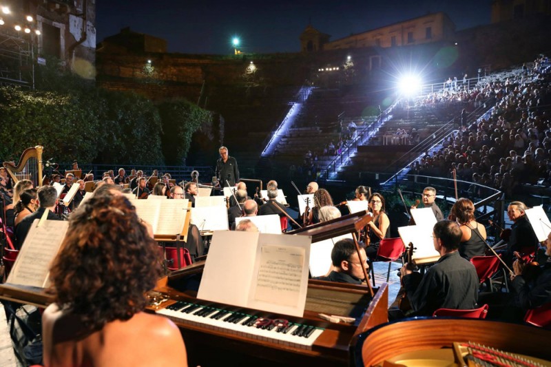 A Catania il film &quot;Rapsodia satanica&quot; con la colonna sonora di Mascagni. Foto Giacomo Orlando