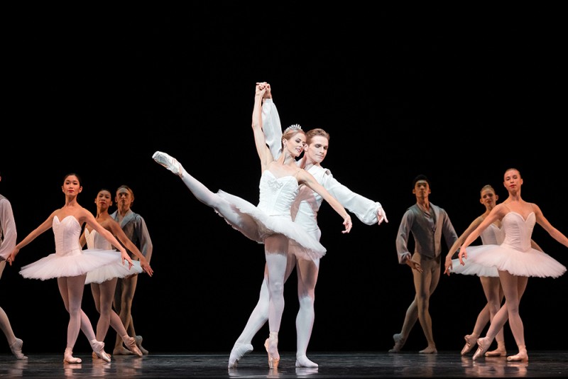 &quot;Études&quot;, coreografia Harald Lander