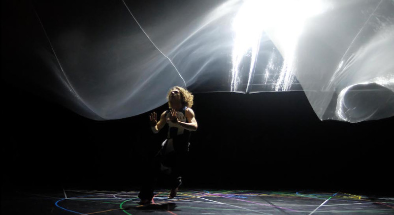 &quot;EXIT ABOVE, after the tempest&quot;, coreografia Anne Teresa De Keersmaeker. Foto Piero Tauro