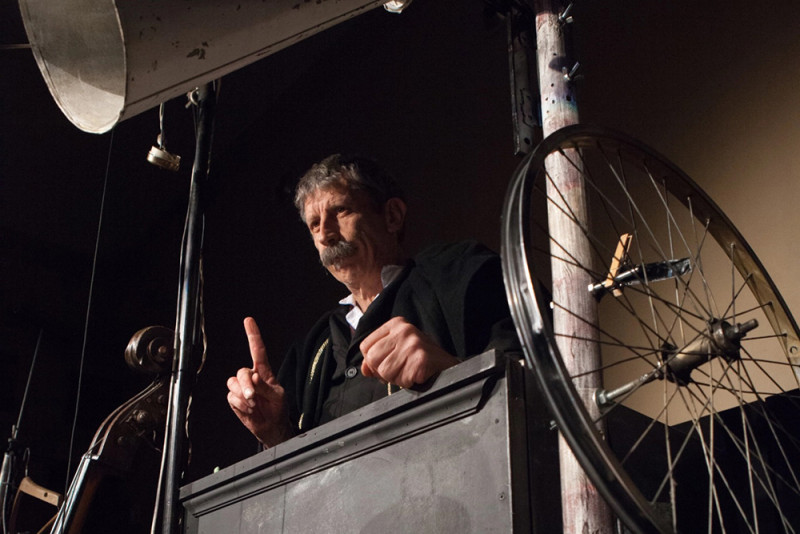 Roberto Abbiati in &quot;Circo Kafka&quot;, regia Claudio Morganti. Foto Lucia Baldini