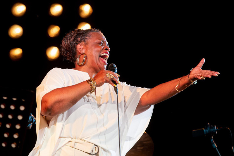 Dianne Reeves