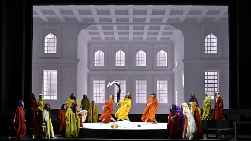 “I lombardi alla prima crociata”, regia di Pier Luigi Pizzi