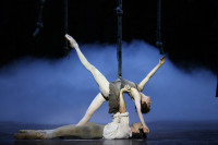 Ludmila Pagliero e Marc Moreau in "L'Histoire de Manon", coreografia Kenneth MacMillan. Foto Svetlana Loboff 