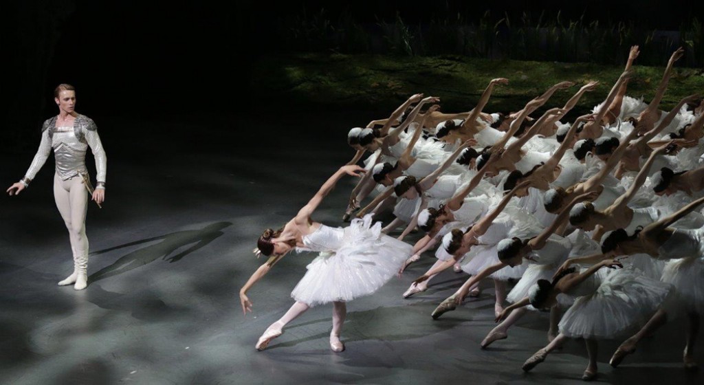 &quot;Il lago dei cigni&quot;, Messa in scena e integrazioni coreografiche di Alexei Ratmansky