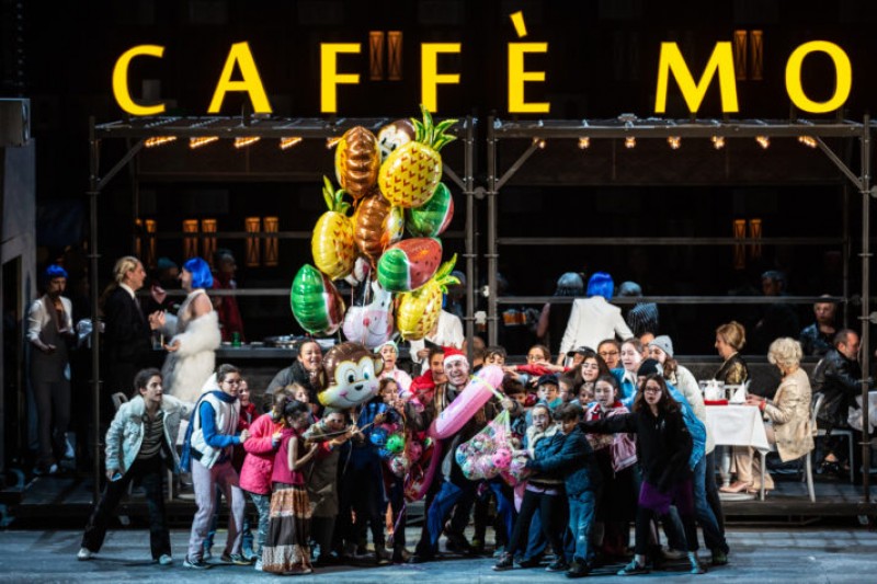 &quot;La Bohème&quot;, regia Àlex Ollé. Foto Yasuko Kageyama