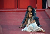 Galatea Ranzi e Danilo Nigrelli in "Alcesti", regia Cesare Lievi. Foto G.L. Carnera