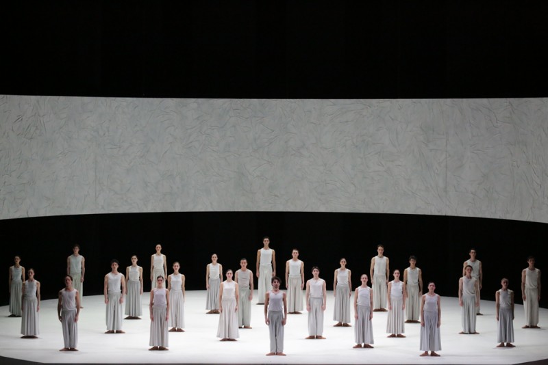 &quot;Mahler 10&quot;, coreografia Aszure Barton. Foto Teatro alla Scala