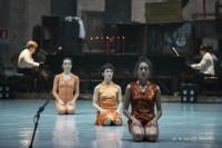 "La Nona", coreografia e regia Roberto Zappala