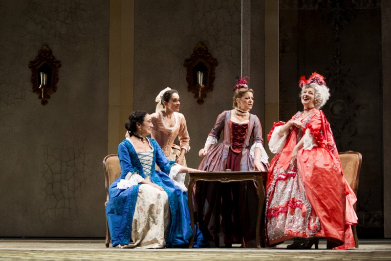 &quot;I Rusteghi&quot; - regia Giuseppe Emiliani, Da sin. Maria Grazia Mandruzzato, Margherita  Mannino,  Cecilia La Monaca, Stefania Felicioli. Foto Serena 