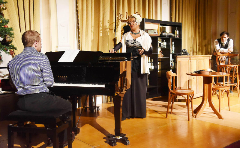 Matija Dedić, Ksenija Prohaska e Mirko Soldano in &quot;Billie Holiday&quot;, regia Arsen Ostojić. Foto Sergej Drechsler / Novi list